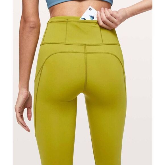 LULULEMON ATHLETICA Fast Free Tight 28' (Non Reflective) in Golden Lime Size 2 - Picture 4 of 7